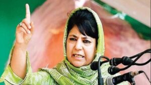 ''J&K में क्रिमिनल की तरह किया जा रहा व्यवहार'', महबूबा मुफ्ती फिर बढ़ाएगी तनाव ?