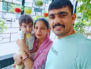 Policeman Child Needs Help.