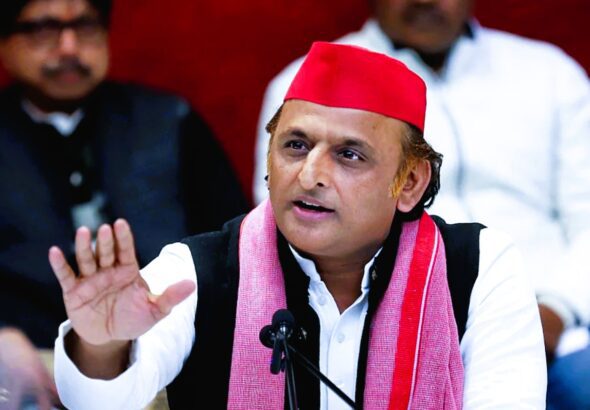 Akhilesh Yadav का facebook page block, Samajwadi Party ने बताया साज़िश, जानिए क्या है असली वजह !