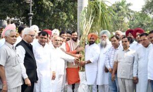 MSP of sugarcane : बिना मांगे गन्ने का MSP बढ़ाने पर CM और PM का धन्यवाद करने पहुंचे किसान, मुख्यमंत्री ने कही ये बात