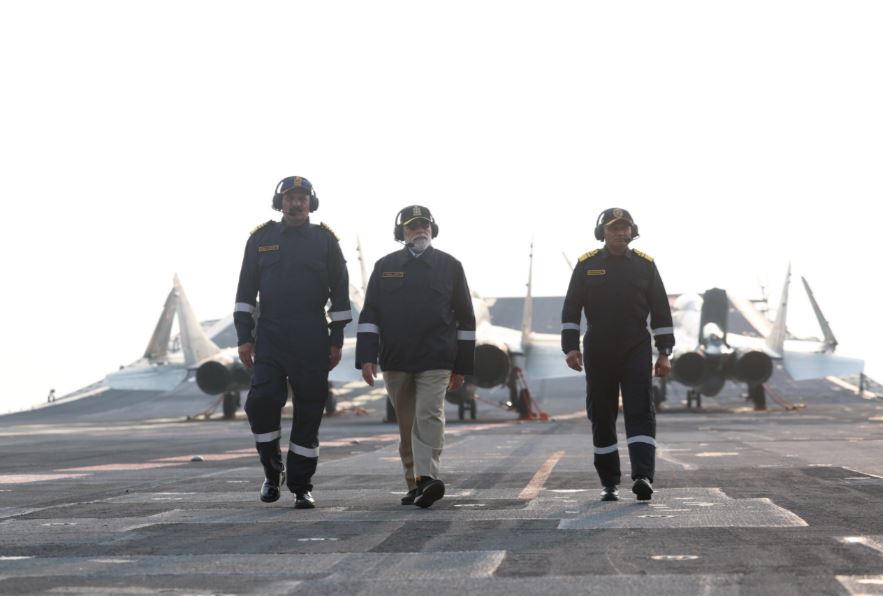 ‘Vikrant’ नाम सुनके क्यों कांपता है Pakistan ? सच आ गया सामने !