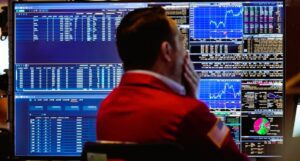 Trump टैरिफ बना महाविनाशक, एक झटके में 2 ट्रिलियन डॉलर तबाह.. शेयर और क्रिप्टो मार्केट में मचा हाहाकार