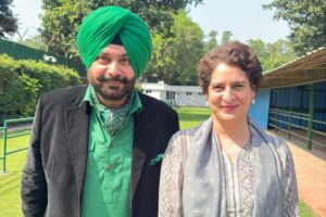 Navjot Sidhu Met Priyanka Gandhi.