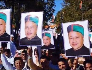 Virbhadra Singh Statue Reviled.