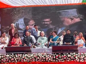 Virbhadra Singh Statue Reviled.