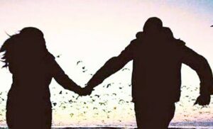 Kaushambi News: कौशांबी में अजब इश्क की गजब कहानी, बहू देखने गया पिता समधन को दे बैठा दिल !