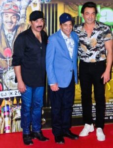 Dharmendra की 450-500 करोड़ की संपत्ति, दो पत्नी और 6 बच्चे, जानिए कानून के मुताबिक कौन है कितने का हकदार ?