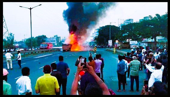 Pune Accident News: पुणे हादसे में 8 लोग जिंदा जले