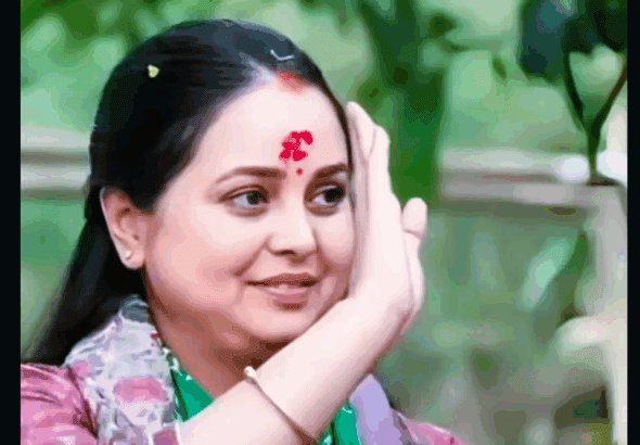 Rohini Acharya बोलीं-मुझे गालियां दीं, मारने के लिए चप्पल उठाई...