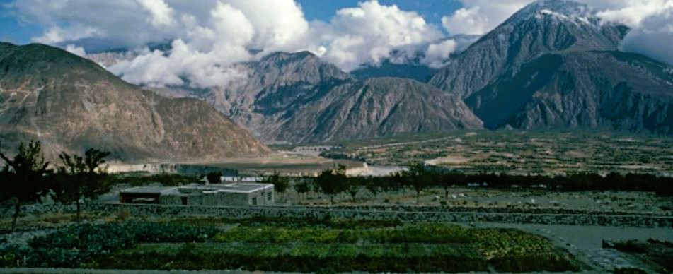 कंगाल Pakistan के इस इलाके में आम नागरिकों को हर रोज़ मिल रहा 7 ग्राम तक सोना, जानिए पूरी कहानी