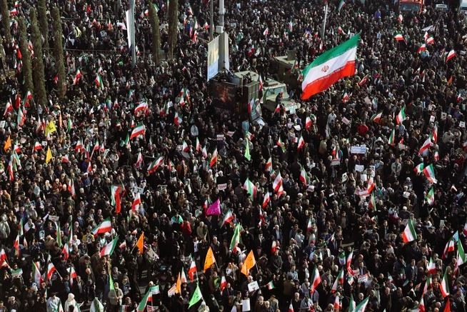 Iran में 5000 से ज्यादा लोगों की मौत के लिए Trump हैं जिम्मेदार ?