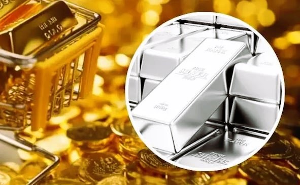 Gold-Silver Crash: अचानक फीकी पड़ गई सोना-चांदी की चमक !