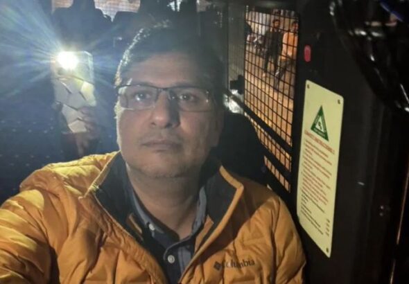 Delhi Police V/s AAP.