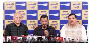 Delhi Liquor Scam: 1000 पन्नों की चार्जशीट, 300 गवाह फिर भी कट्टर ईमानदार साबित हुए Arvind Kejriwal-Manish Sisodia, सवालों में घिर गई CBI