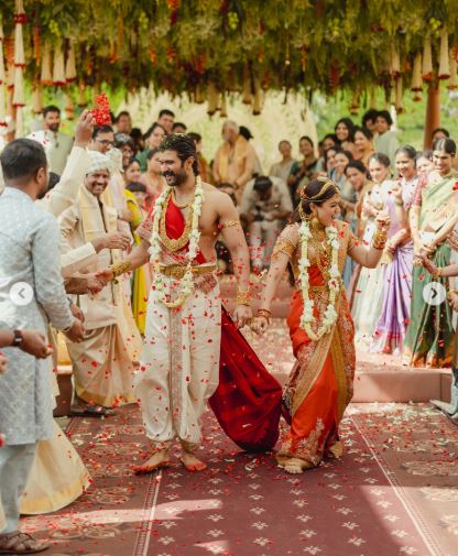 Rashmika-Vijay Wedding: उदयपुर में सात फेरे लेकर एक हुए रश्मिका और विजय देवरकोंडा, देखें शादी की पहली झलक