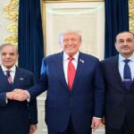 Pakistan के Defence Minister Khawaja Asif का बड़ा खुलासा, America ने हमें टॉयलेट पेपर की तरह इस्तेमाल किया है...!